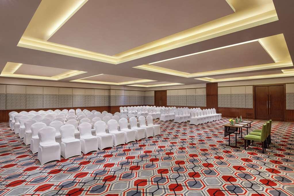 Doubletree By Hilton New Delhi Ncr 5*